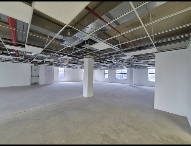 1,387M² OFFICE TO LET IN GLENADRIENNE